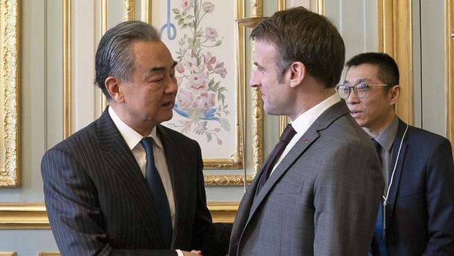 记者：王毅出访打破美国布局