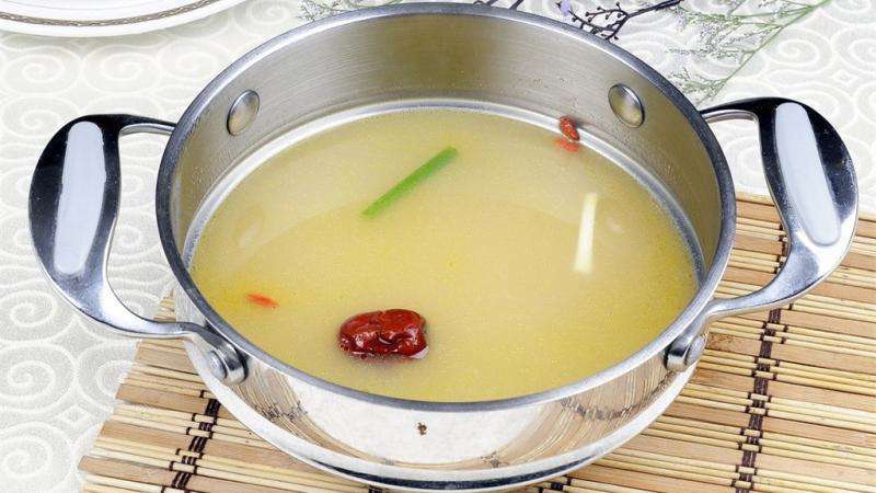 火锅清汤痛风能吃吗火锅清汤对于痛风患者来说是可以适量食用的，但需要注意以下几点