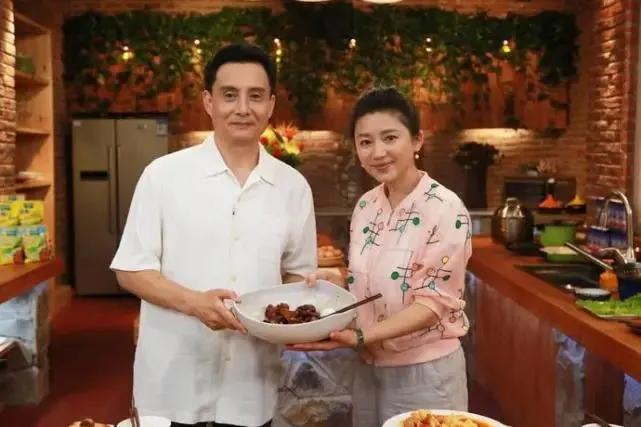 南京知名商场巨头遭索赔近5200万南京知名商场巨头遭索赔近5200万，深度剖析事件背后真相